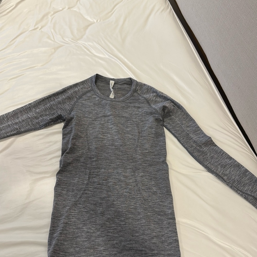 LULULEMON Swiftly Tech Long-Sleeve Shirt